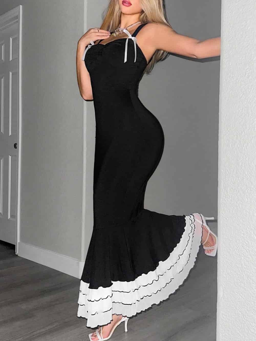 The Black Sweetheart Neck Bodycon Slip Maxi Dress